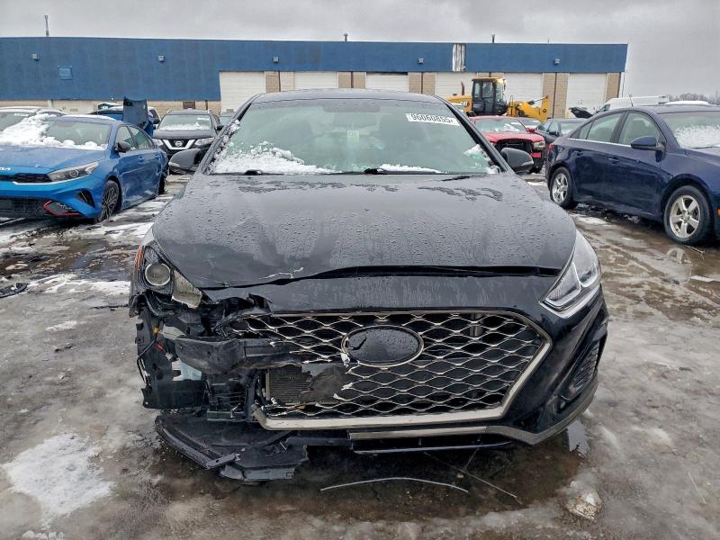 Photo 5 from auction – 2018 HYUNDAI SONATA with VIN 5NPE34AF4JH728948