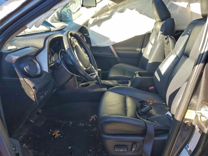 Photo 7 from auction – 2015 TOYOTA RAV4 LIMIT with VIN JTMDFREV8FD163957