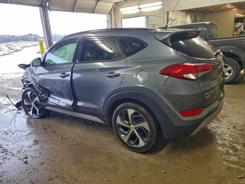 Photo 2 from auction – 2017 HYUNDAI TUCSON with VIN KM8J33A25HU550971