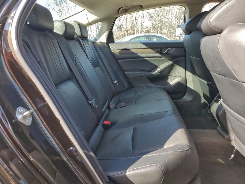 Photo 10 from auction – 2018 HONDA ACCORD TOU with VIN 1HGCV2F99JA001547