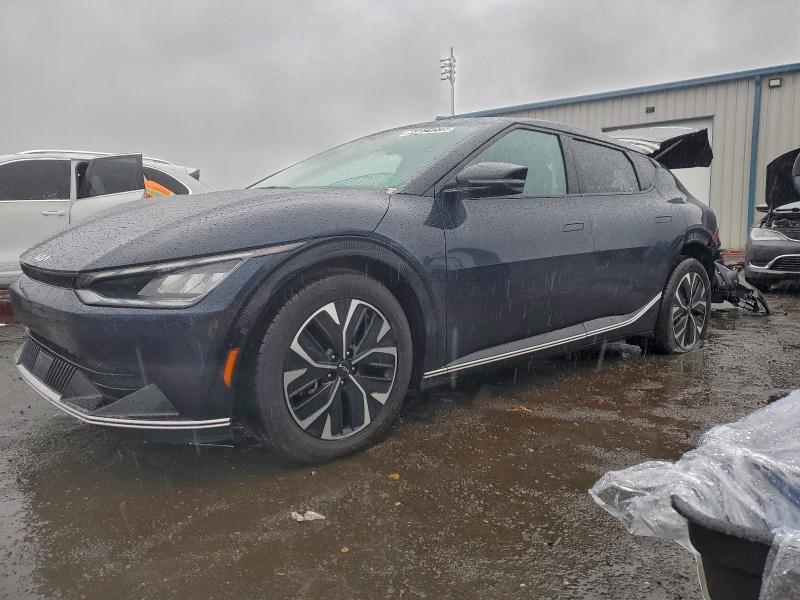 KIA EV6 LIGHT 2023 with VIN KNDC34LA6P5128451 - Photo from auction