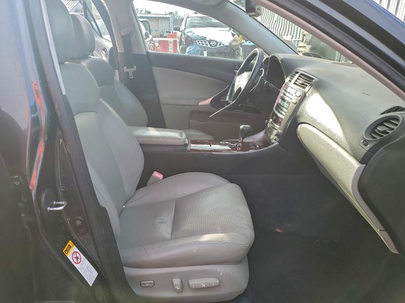 Photo 7 from auction – 2006 LEXUS IS 250 with VIN JTHCK262165003866