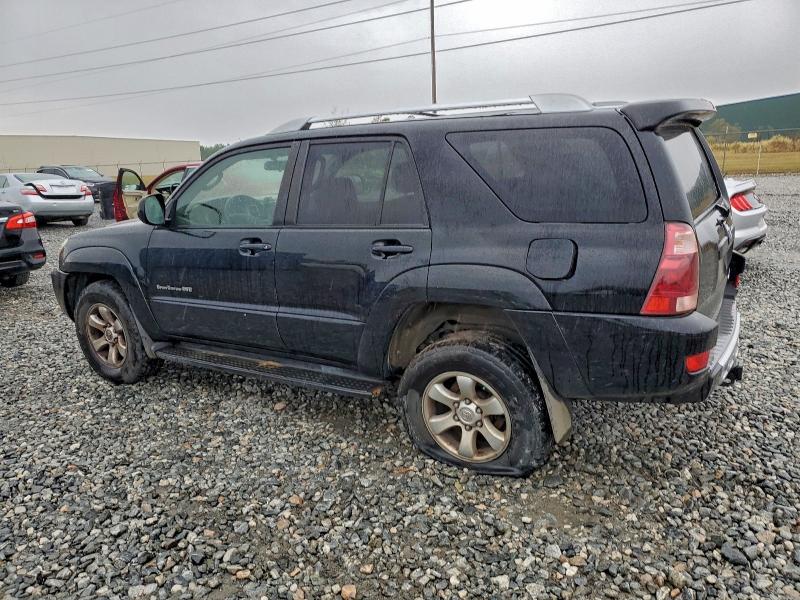 Photo 2 from auction – 2004 TOYOTA 4RUNNER SR with VIN JTEBT14R440041697