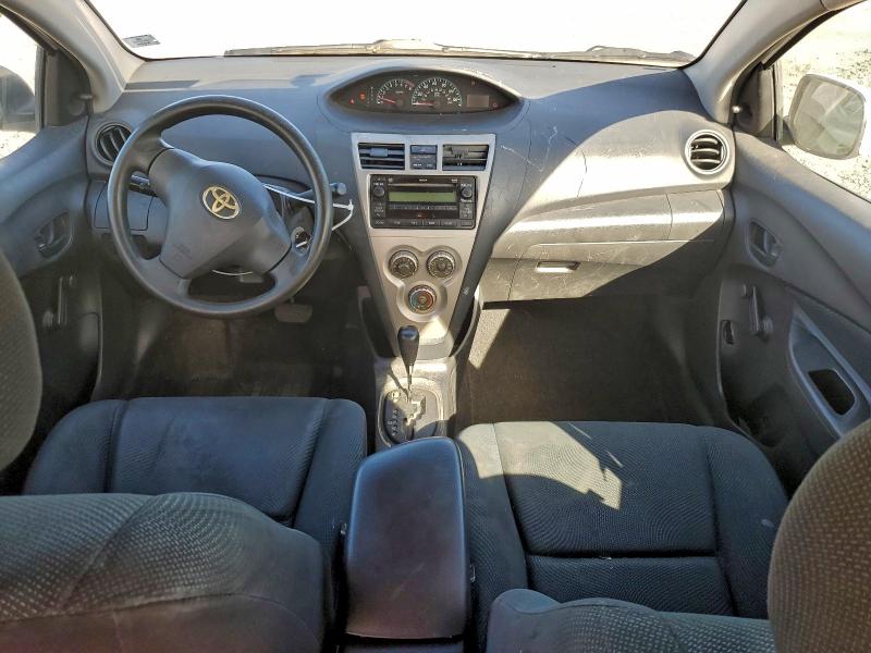 Photo 8 from auction – 2010 TOYOTA YARIS with VIN JTDBT4K36A1377779