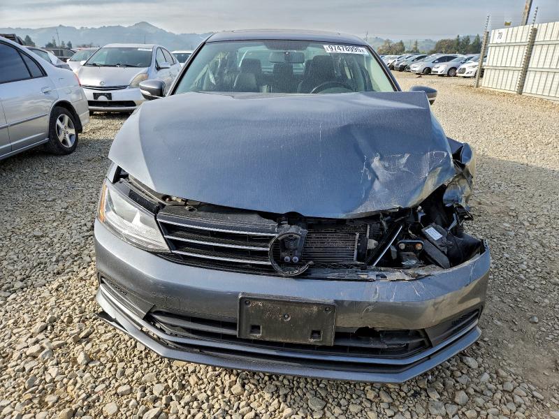 Photo 5 from auction – 2017 VOLKSWAGEN JETTA SE with VIN 3VWDB7AJ0HM343845