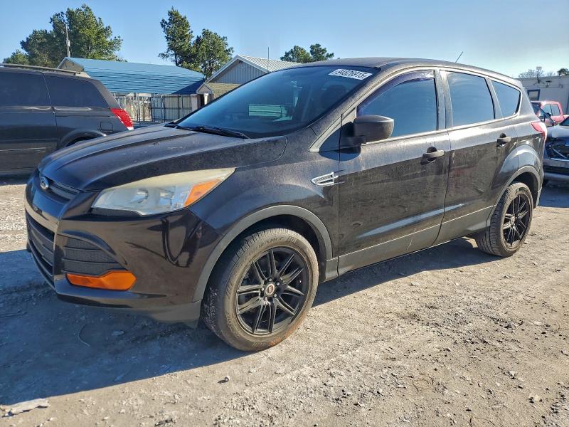 FORD ESCAPE S 2013 with VIN 1FMCU0F77DUC70620 - Photo from auction