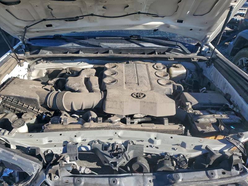 Photo 12 from auction – 2014 TOYOTA 4RUNNER SR with VIN JTEBU5JR6E5196216