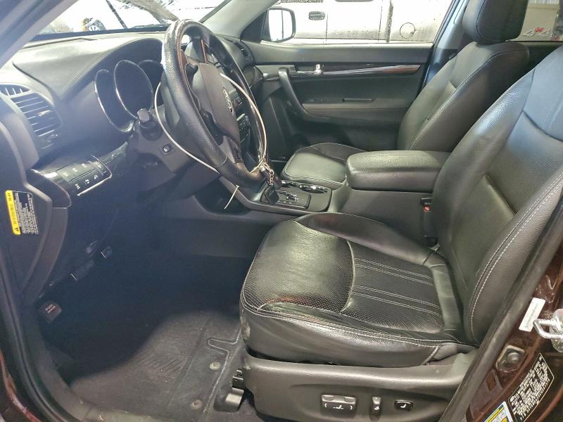 Photo 7 from auction – 2012 KIA SORENTO SX with VIN 5XYKWDA20CG261576