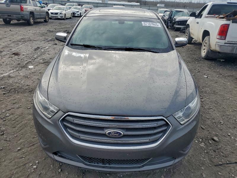 Photo 5 from auction – 2013 FORD TAURUS LIM with VIN 1FAHP2F86DG210127