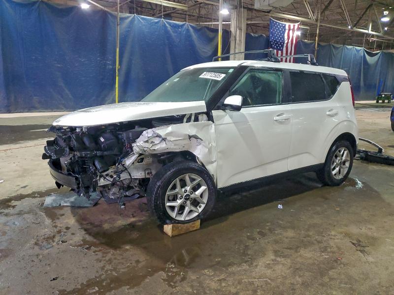 KIA SOUL 2022 with VIN KNDJ23AU4N7835129 - Photo from auction