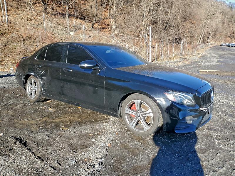 Photo 4 from auction – 2018 MERCEDES-BENZ E with VIN WDDZF4KB4JA393241