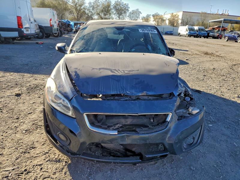 Photo 5 from auction – 2011 VOLVO C30 T5 with VIN YV1672MK0B2209186