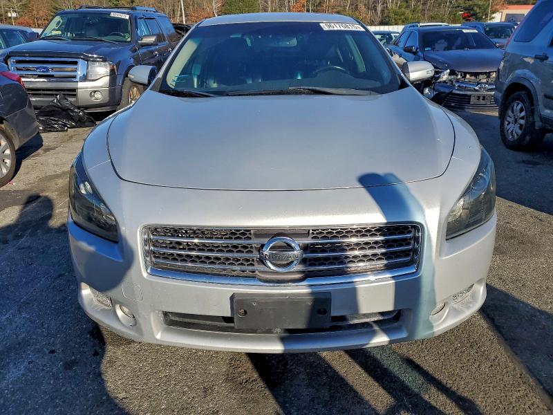 Photo 5 from auction – 2011 NISSAN MAXIMA S with VIN 1N4AA5AP4BC821782