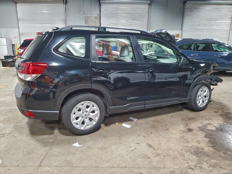 Photo 3 from auction – 2019 SUBARU FORESTER with VIN JF2SKACC3KH580221