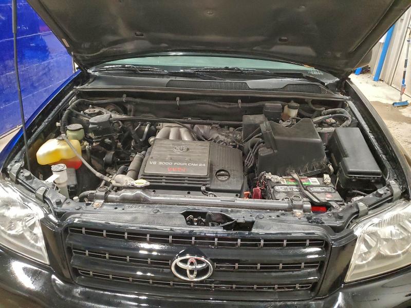 Photo 12 from auction – 2003 TOYOTA HIGHLANDER with VIN JTEHF21A930142318