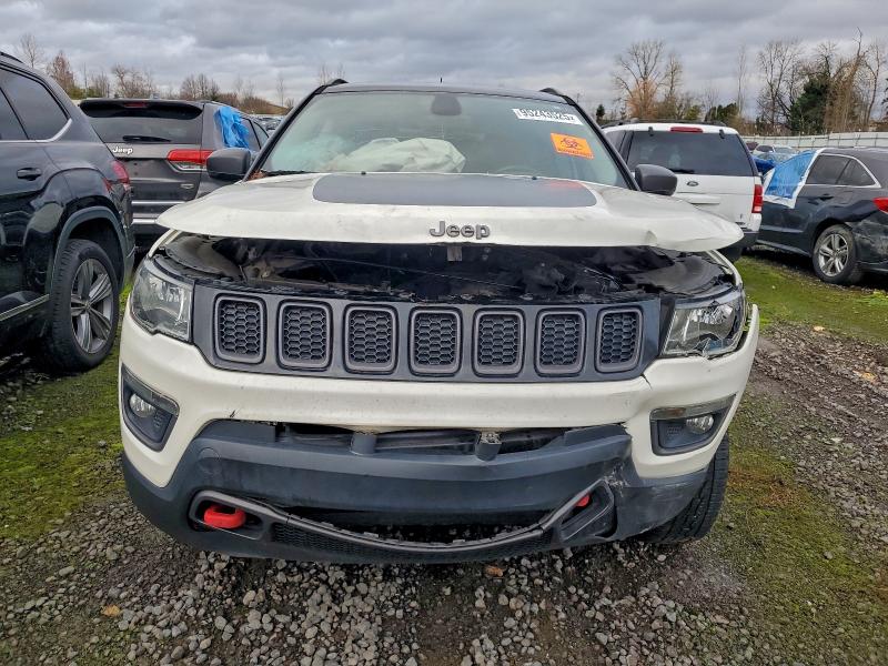 Photo 5 from auction – 2018 JEEP COMPASS TR with VIN 3C4NJDDB2JT130291