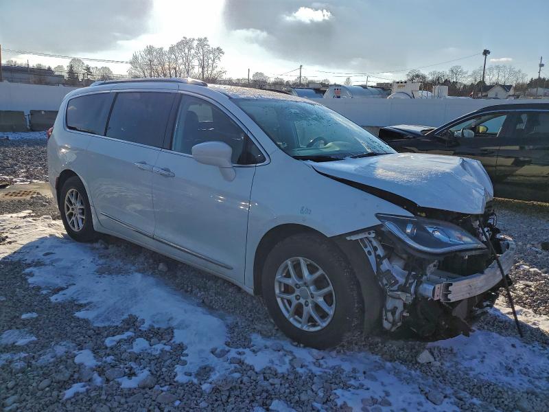Photo 4 from auction – 2020 CHRYSLER PACIFICA T with VIN 2C4RC1BG9LR177025