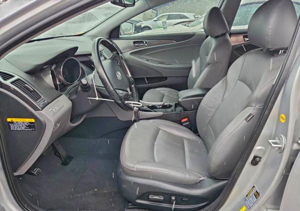 Photo 7 from auction – 2013 HYUNDAI SONATA HYB with VIN KMHEC4A43DA080296