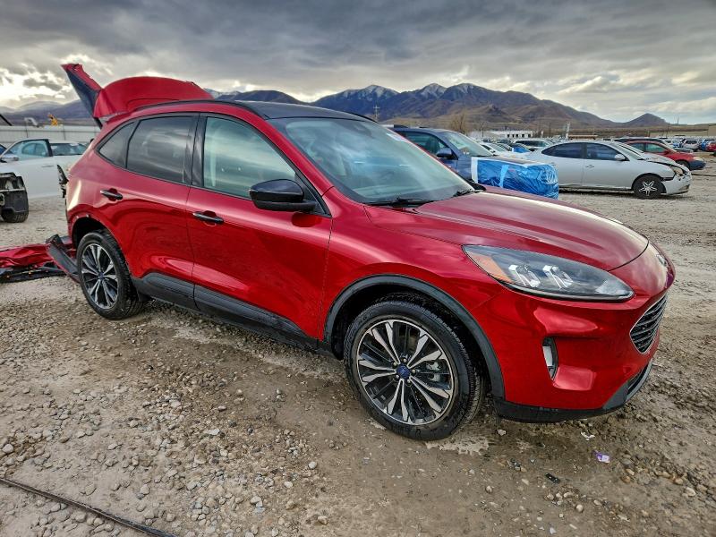 Photo 4 from auction – 2022 FORD ESCAPE SEL with VIN 1FMCU9H90NUB34754