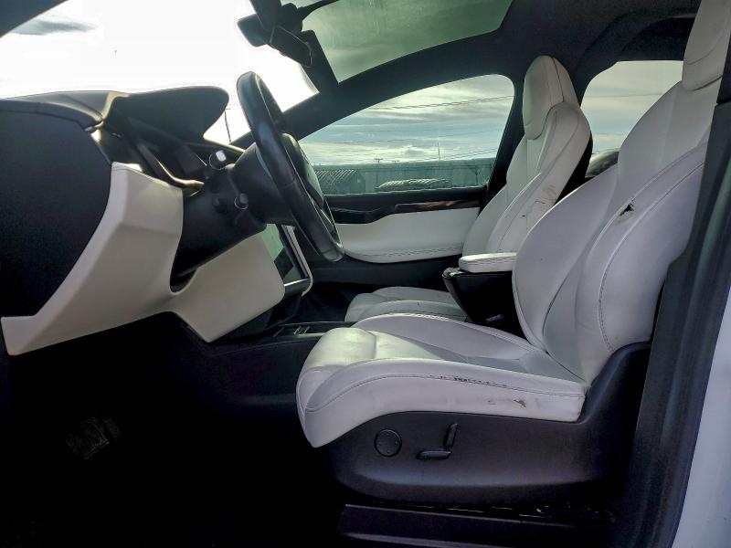 Photo 7 from auction – 2018 TESLA MODEL X with VIN 5YJXCAE22JF141337