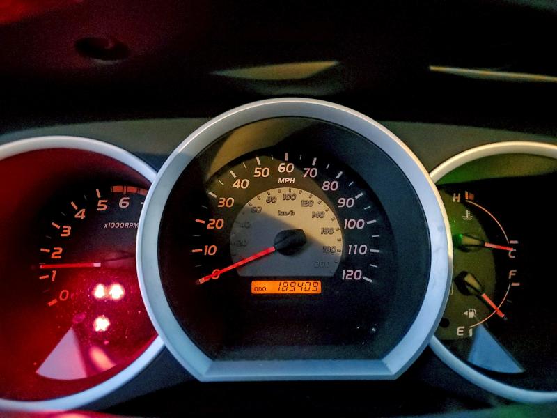 Photo 9 from auction – 2010 TOYOTA TACOMA with VIN 3TMLU4EN2AM047249