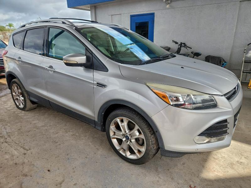 Photo 4 from auction – 2014 FORD ESCAPE TIT with VIN 1FMCU0JX4EUC17642