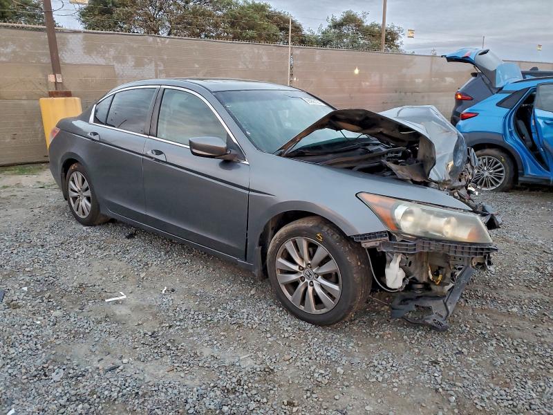 Photo 4 from auction – 2012 HONDA ACCORD EXL with VIN 1HGCP2F82CA153724