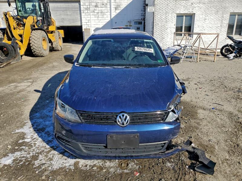 Photo 5 from auction – 2013 VOLKSWAGEN JETTA BASE with VIN 3VW2K7AJ8DM274873