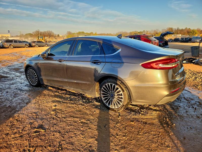 Photo 2 from auction – 2020 FORD FUSION with VIN 3FA6P0HD0LR103507