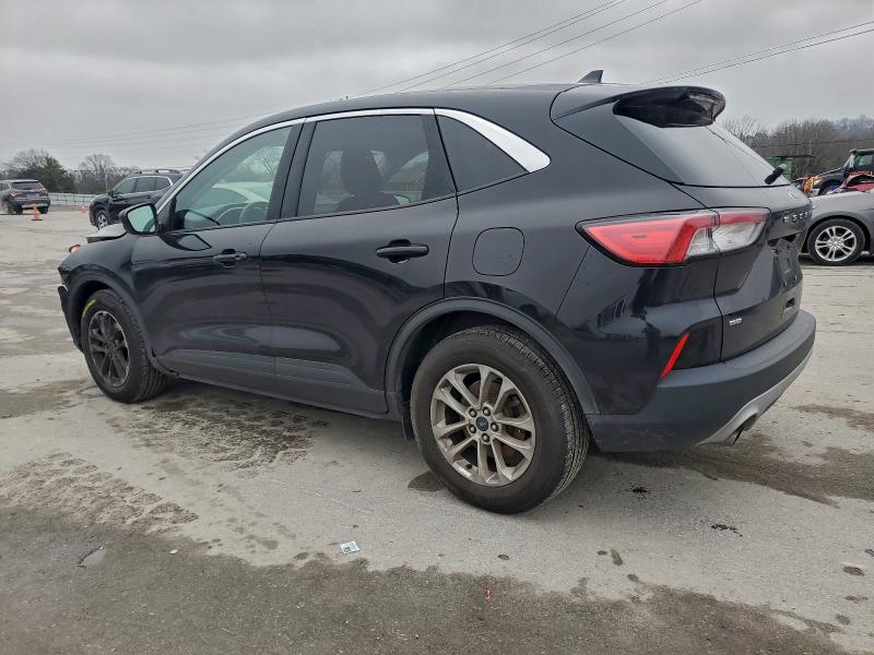 Photo 2 from auction – 2022 FORD ESCAPE SE with VIN 1FMCU0G64NUA82550