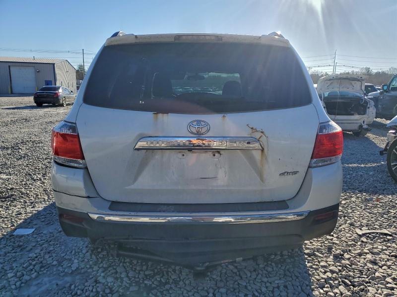 صورة رقم 6 من المزاد - 2013 TOYOTA HIGHLANDER مع VIN 5TDBK3EH3DS276517