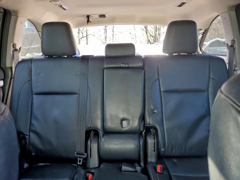 Photo 10 from auction – 2016 TOYOTA HIGHLANDER with VIN 5TDJKRFH6GS258532