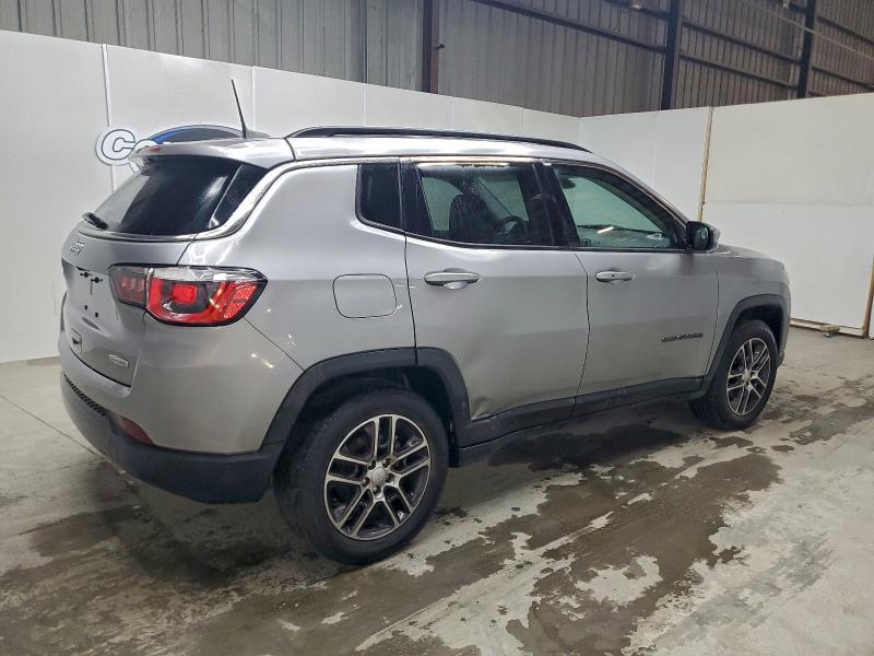 Photo 3 from auction – 2020 JEEP COMPASS LA with VIN 3C4NJCBB2LT151058
