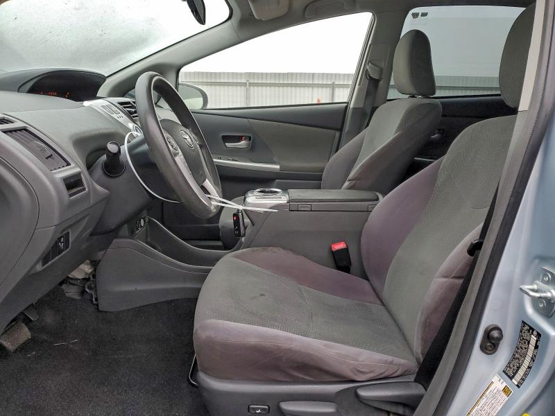 Photo 7 from auction – 2013 TOYOTA PRIUS V with VIN JTDZN3EU1D3206759