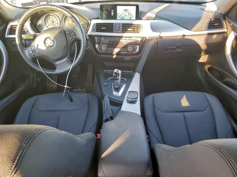 Photo 8 from auction – 2017 BMW 320 XI with VIN WBA8E5G31HNU44954