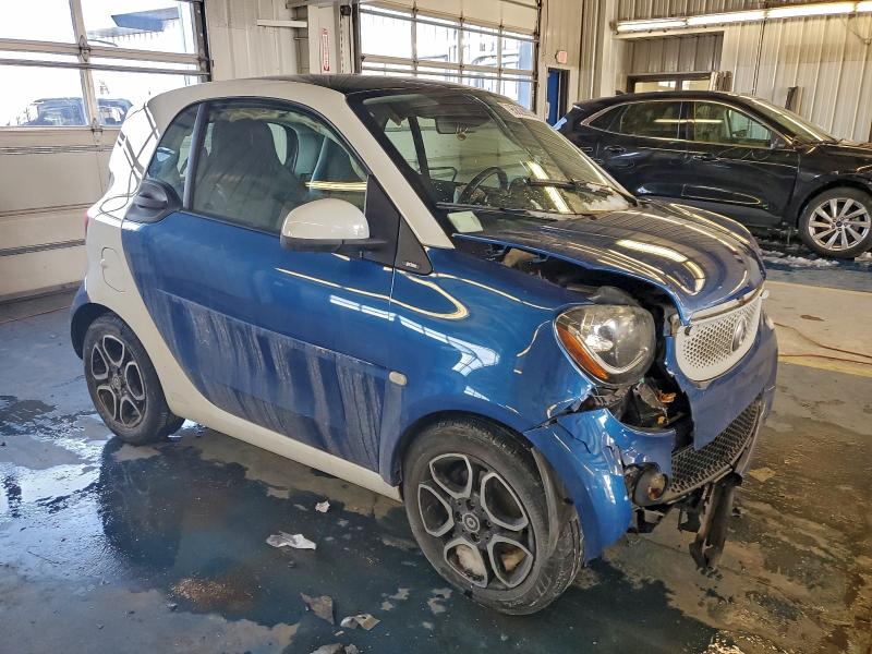 Photo 4 from auction – 2016 SMART FORTWO with VIN WMEFJ5DA1GK057458