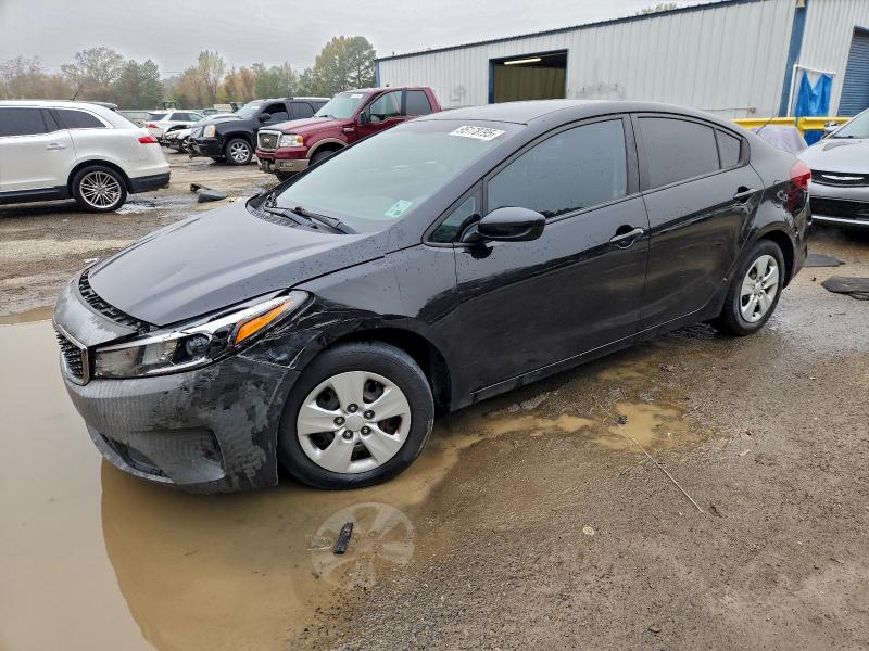 Photo 1 from auction – 2018 KIA FORTE LX with VIN 3KPFK4A76JE263772