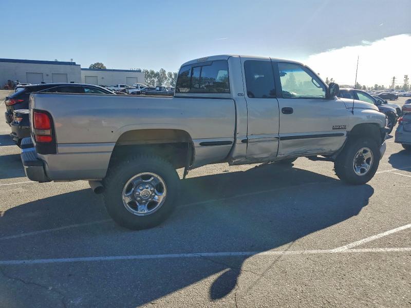 Photo 3 from auction – 1998 DODGE RAM 2500 with VIN 1B7KF23D2WJ129667