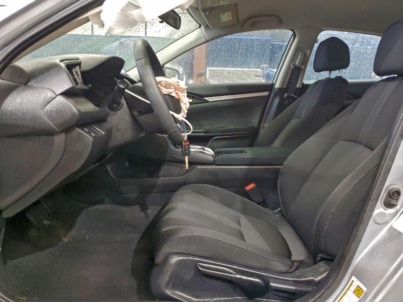 Photo 7 from auction – 2018 HONDA CIVIC with VIN 2HGFC2F59JH592304