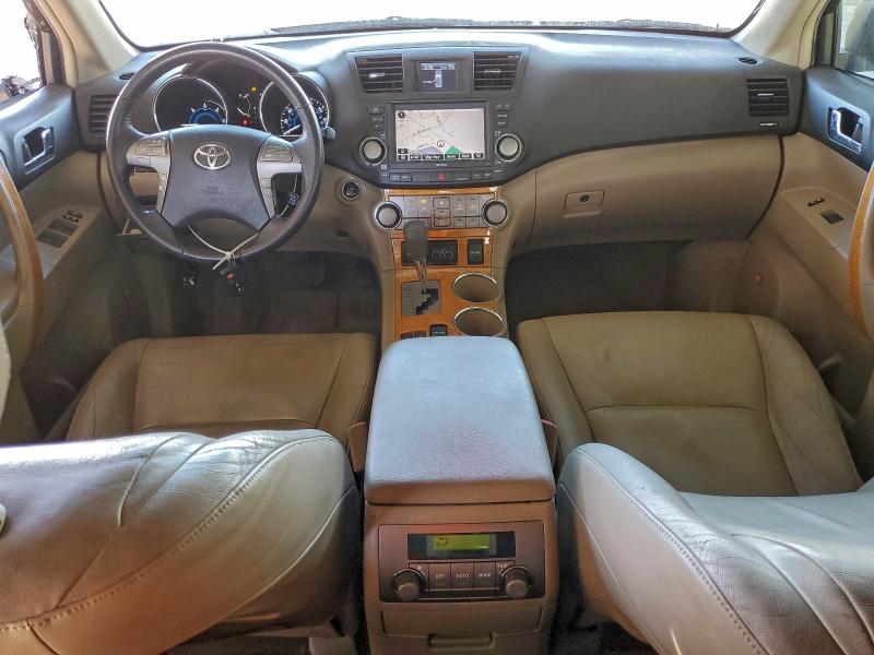 Photo 8 from auction – 2008 TOYOTA HIGHLANDER with VIN JTEEW44A082012871