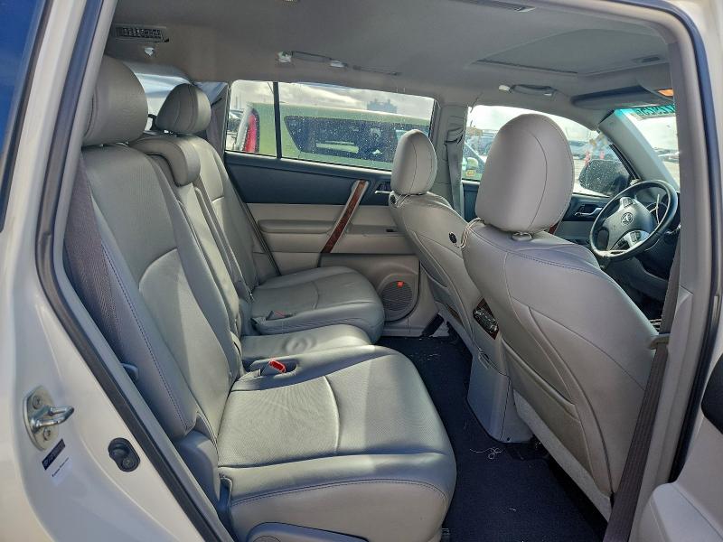 Photo 11 from auction – 2013 TOYOTA HIGHLANDER with VIN 5TDYK3EH4DS121503