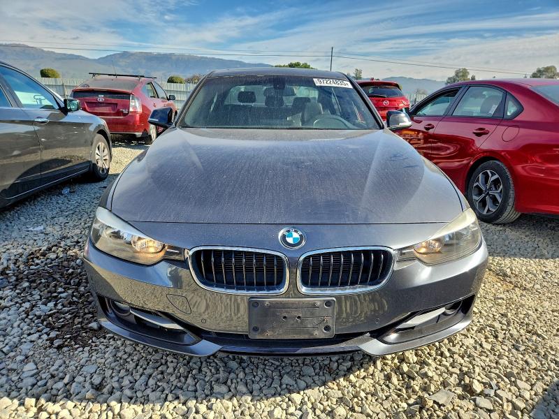 Photo 5 from auction – 2014 BMW 328 with VIN WBA3C1C58EK109932