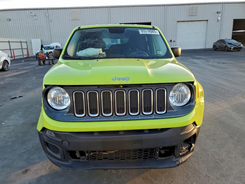 Photo 5 from auction – 2017 JEEP RENEGADE S with VIN ZACCJAAB5HPG22826