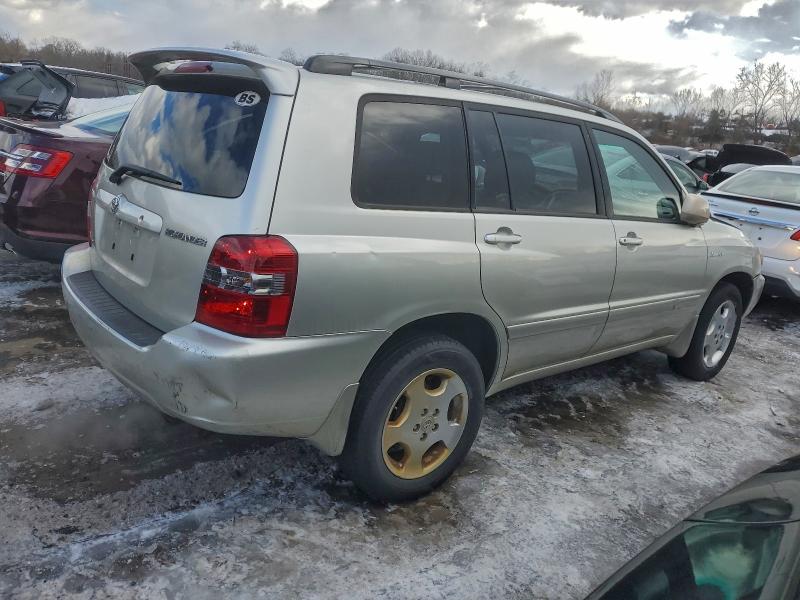 Photo 3 from auction – 2006 TOYOTA HIGHLANDER with VIN JTEEP21AX60157169