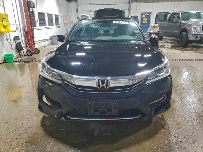 Photo 5 from auction – 2016 HONDA ACCORD SPO with VIN 1HGCR2F5XGA198514