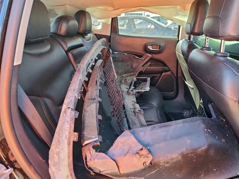 Photo 10 from auction – 2018 JEEP COMPASS LI with VIN 3C4NJDCB5JT283703