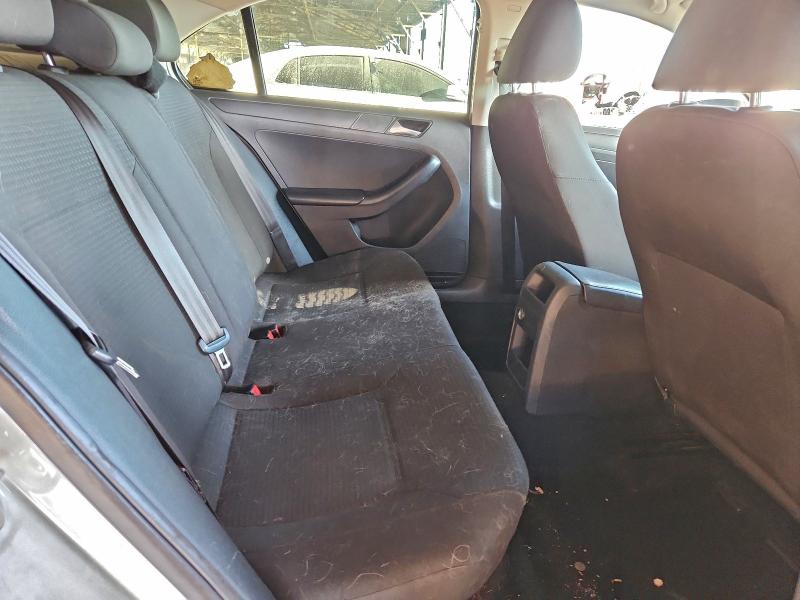 Photo 10 from auction – 2015 VOLKSWAGEN JETTA BASE with VIN 3VW2K7AJ4FM312053