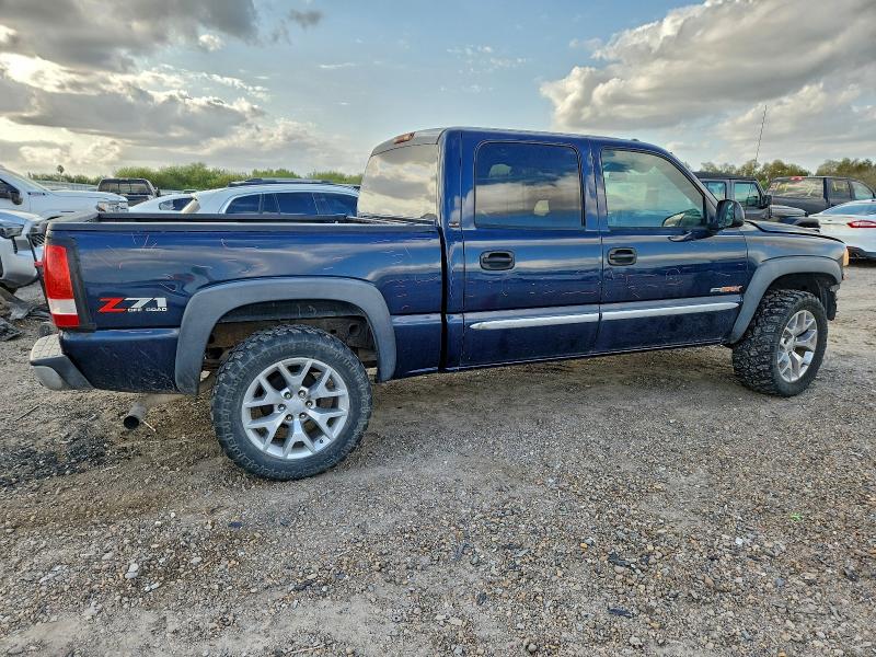 Photo 3 from auction – 2005 GMC NEW SIERRA with VIN 2GTEK13T651142523