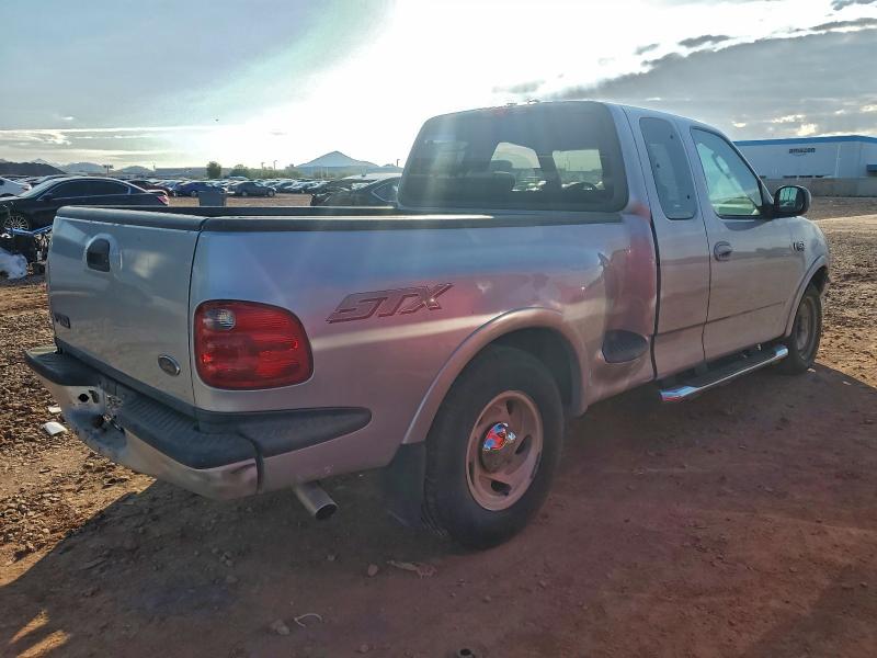 Photo 3 from auction – 2003 FORD F150 with VIN 2FTRX07253CA69435