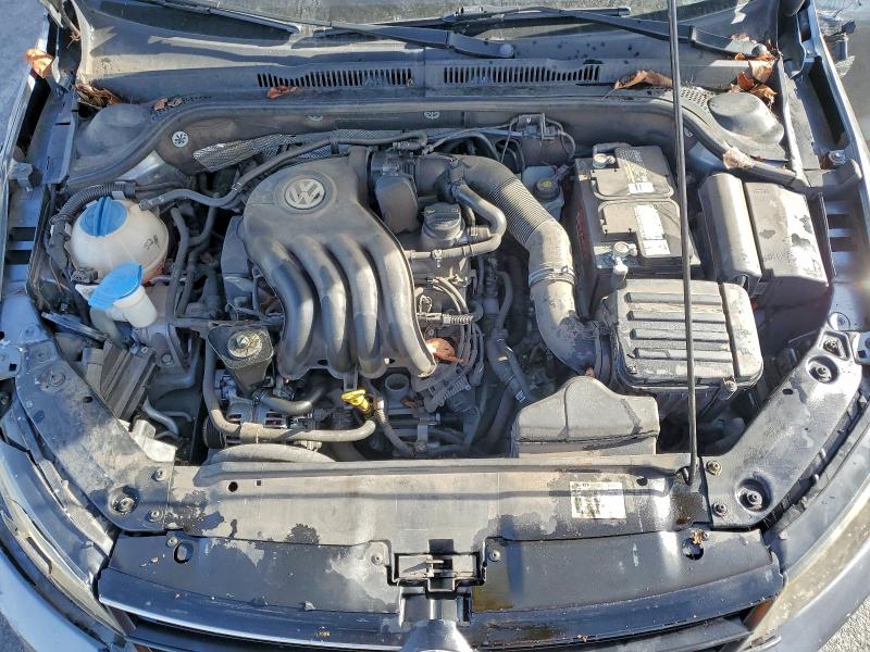 Photo 11 from auction – 2015 VOLKSWAGEN JETTA BASE with VIN 3VW2K7AJ9FM262380